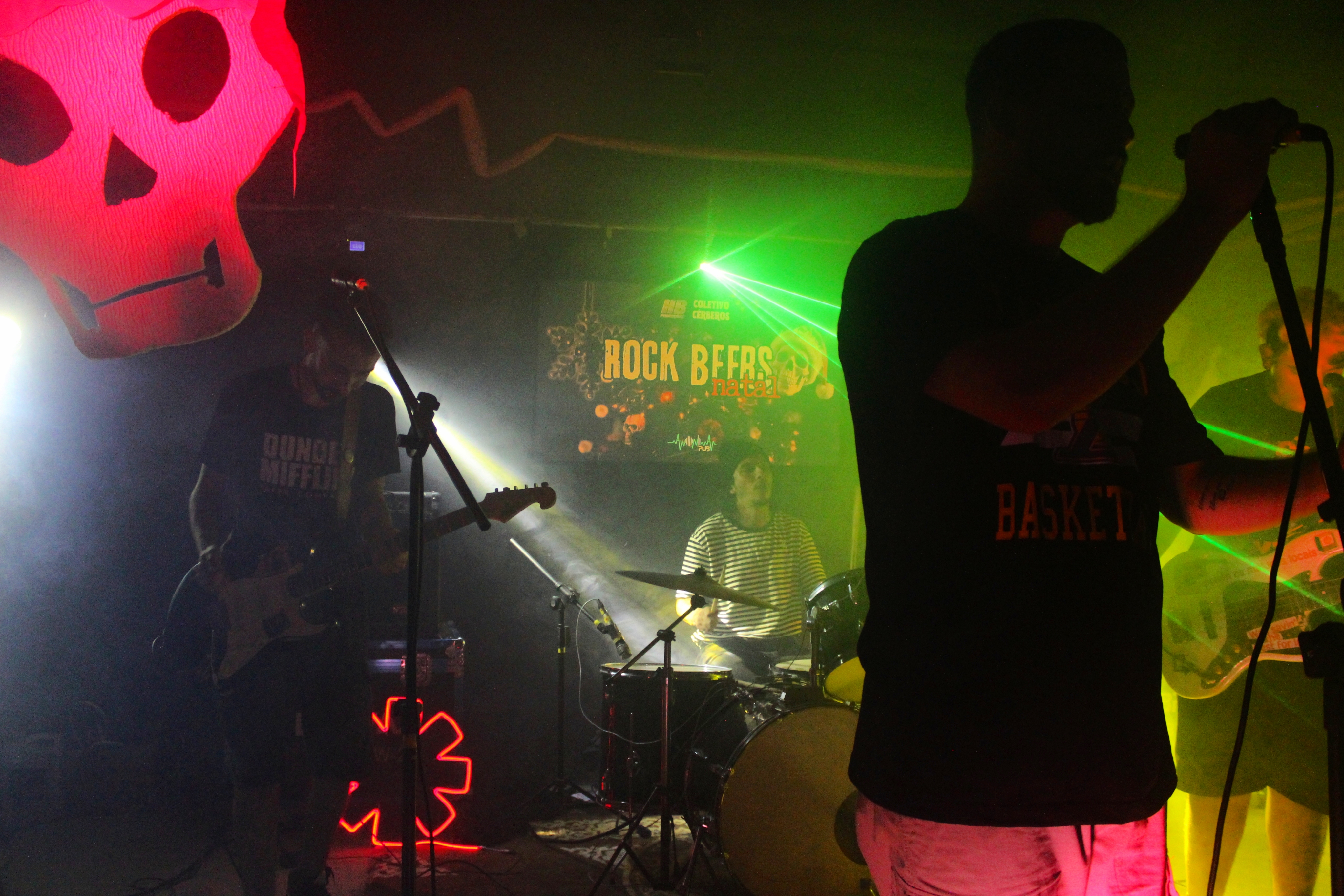 Foto de Throw Away Your Television | Tributo Red Hot Chili Peppers