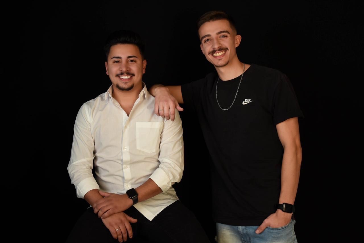 Foto de Caio e Matheus