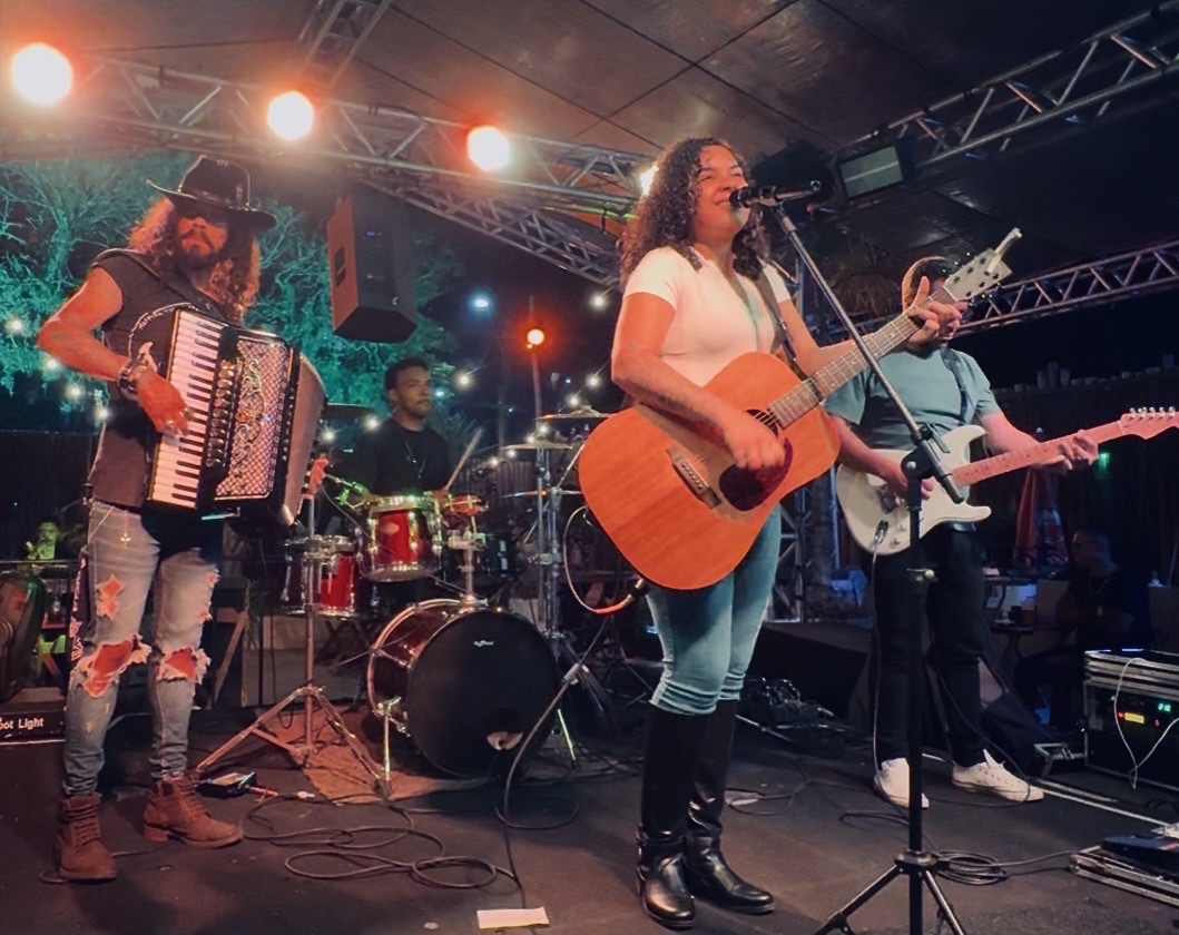 Foto de Ray Bezerra Cantora